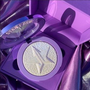 Jeffree Star Extreme Highlighter